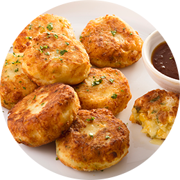 Gâteaux de maïs, pommes de terre et mozzarella