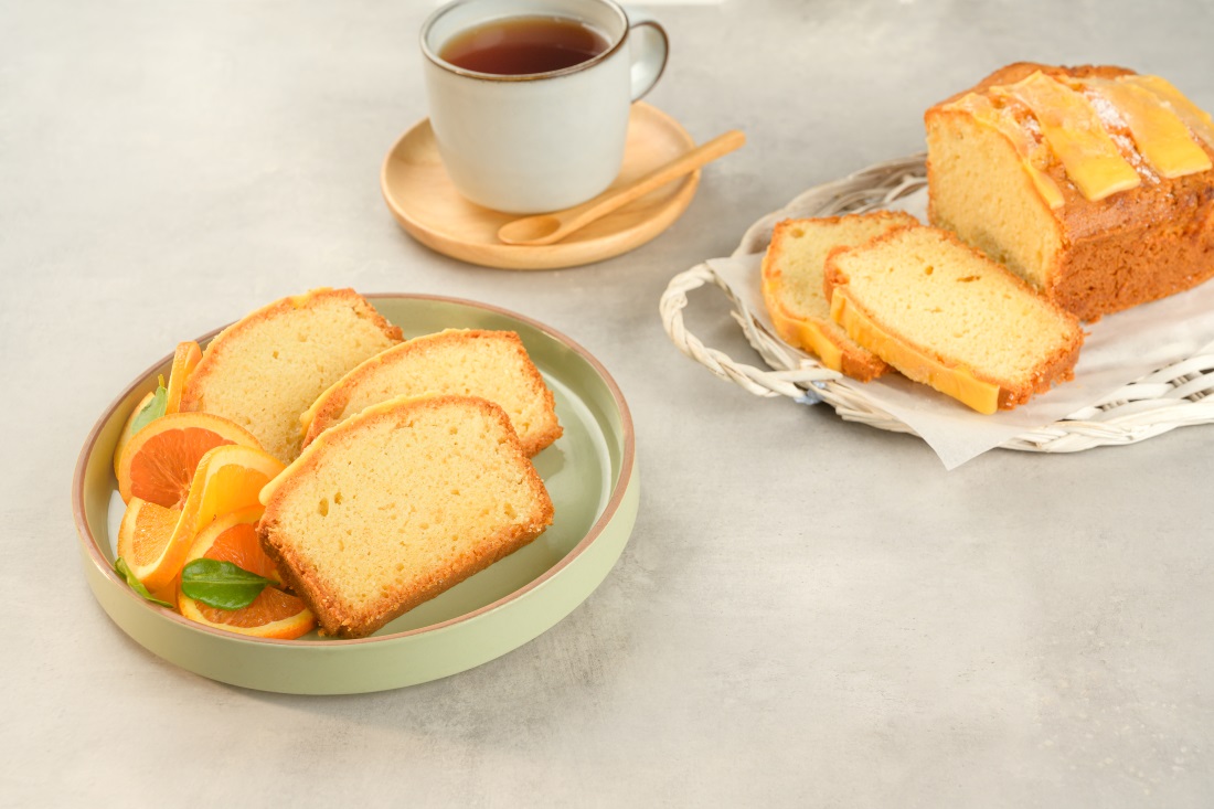 Butter Cake with Cheese Topping