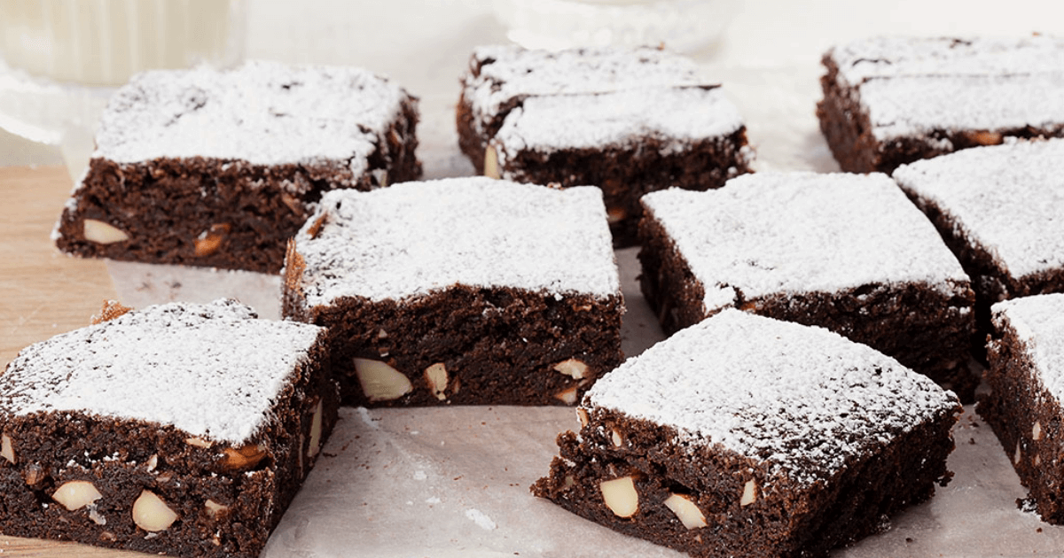 Chocolate and Almond Brownies