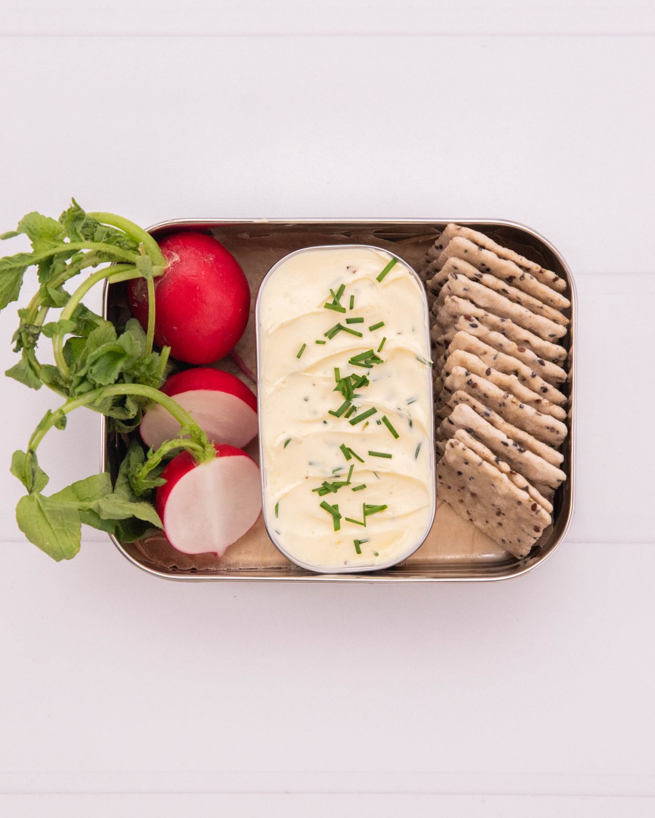 Cheesy Herb Dip With Rice Crackers